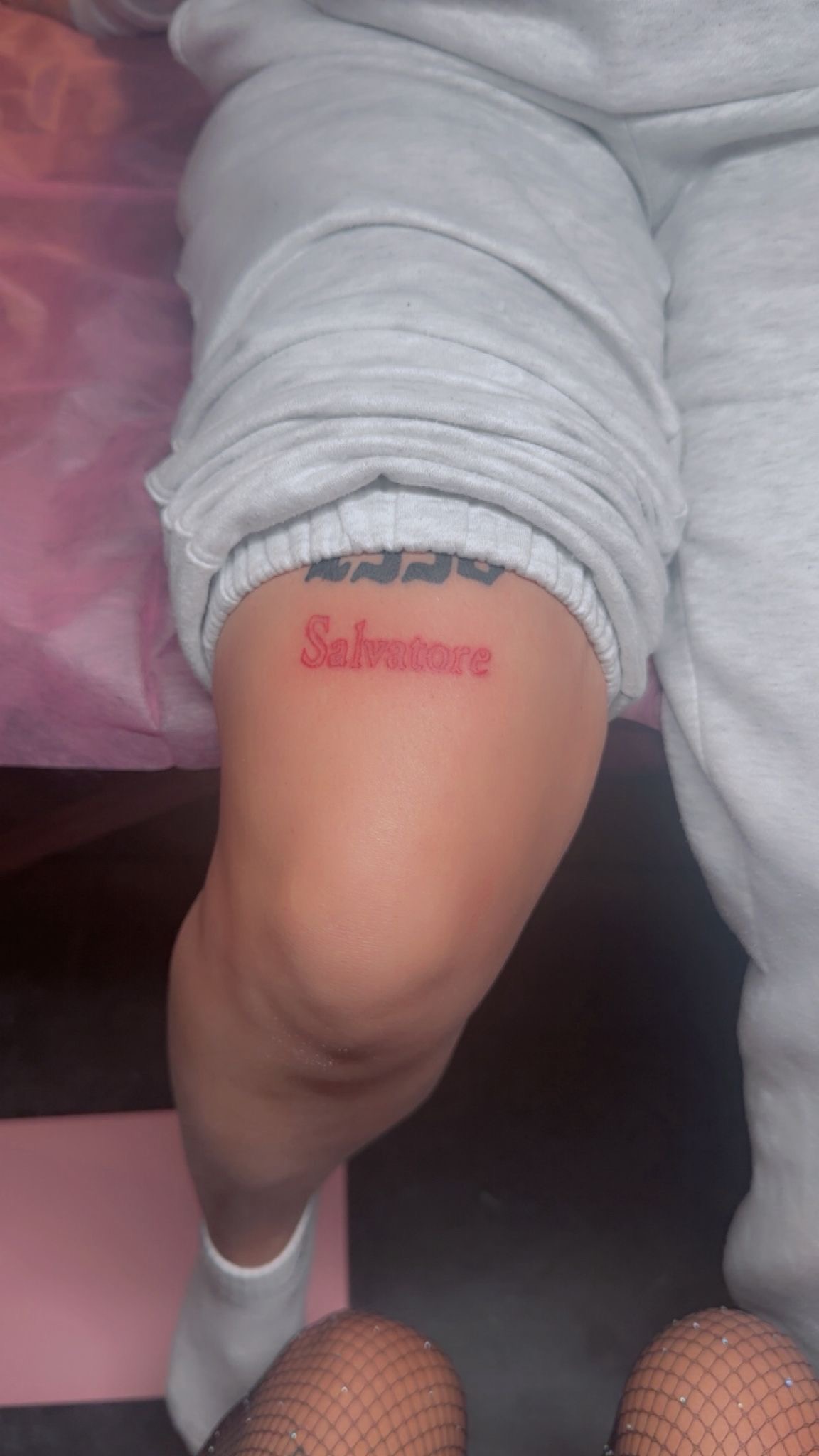 Tatouage encre rouge Salvatore